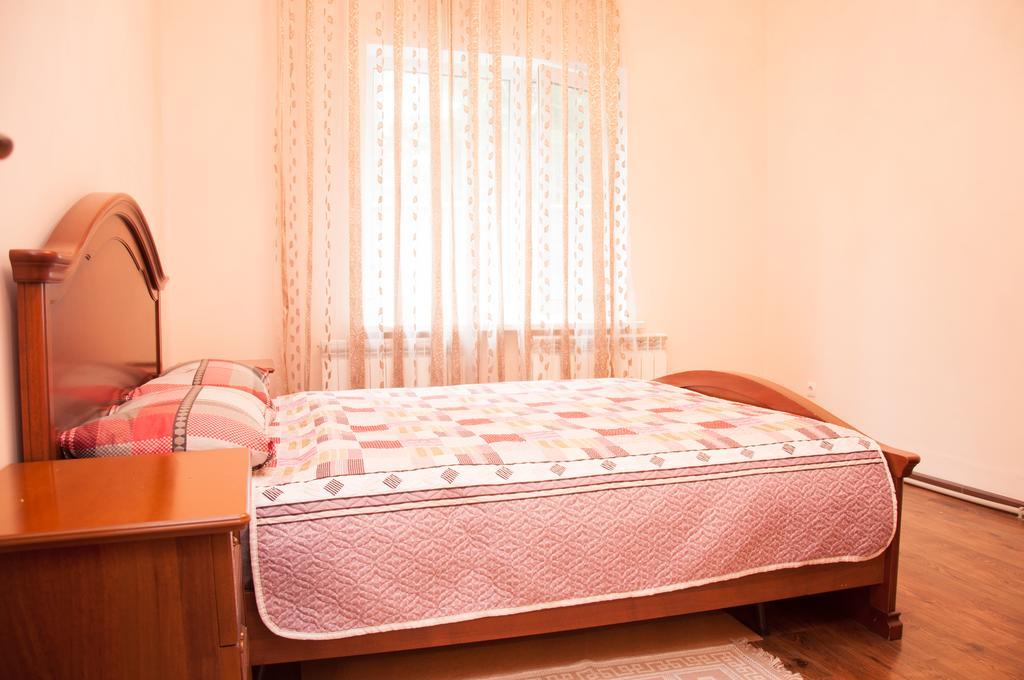 הוסטל Almaty Backpackers חדר תמונה