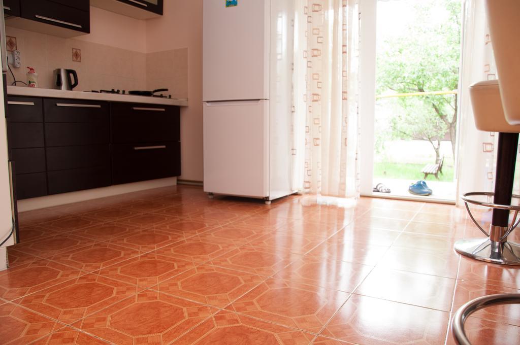 הוסטל Almaty Backpackers מראה חיצוני תמונה