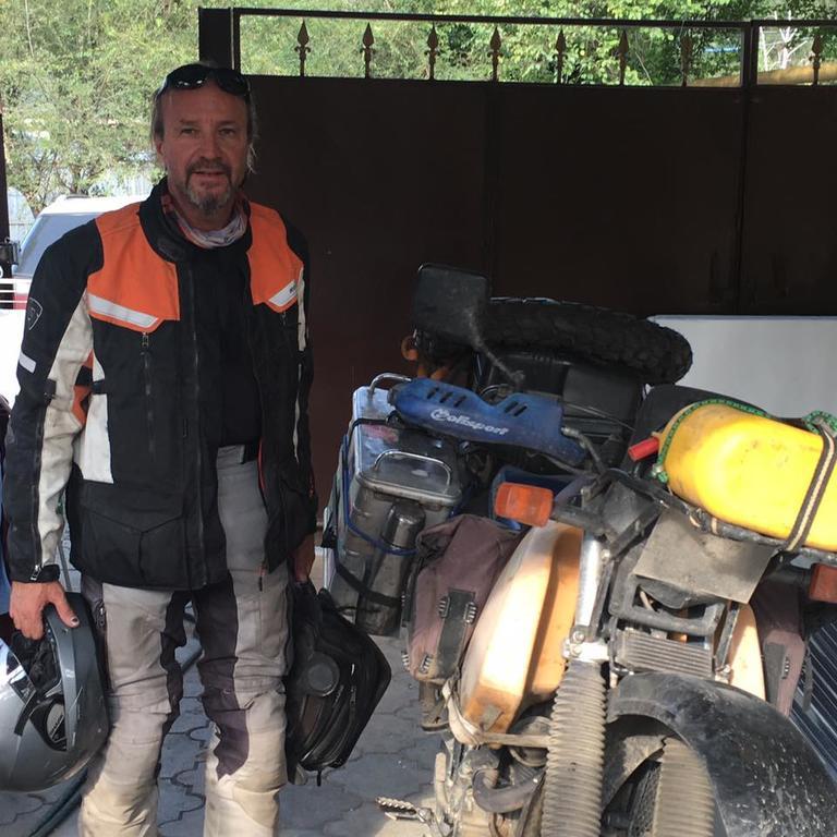 הוסטל Almaty Backpackers מראה חיצוני תמונה
