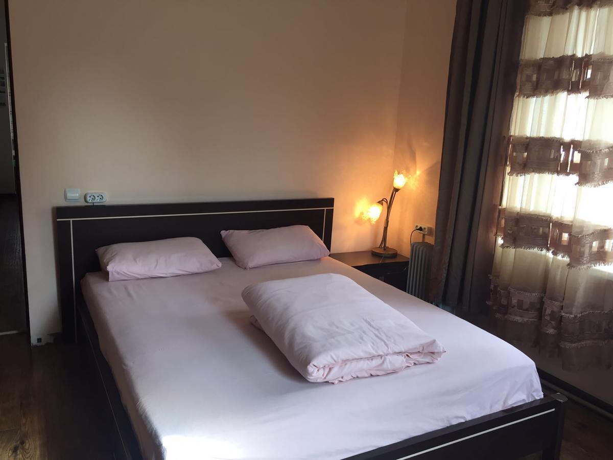 הוסטל Almaty Backpackers מראה חיצוני תמונה